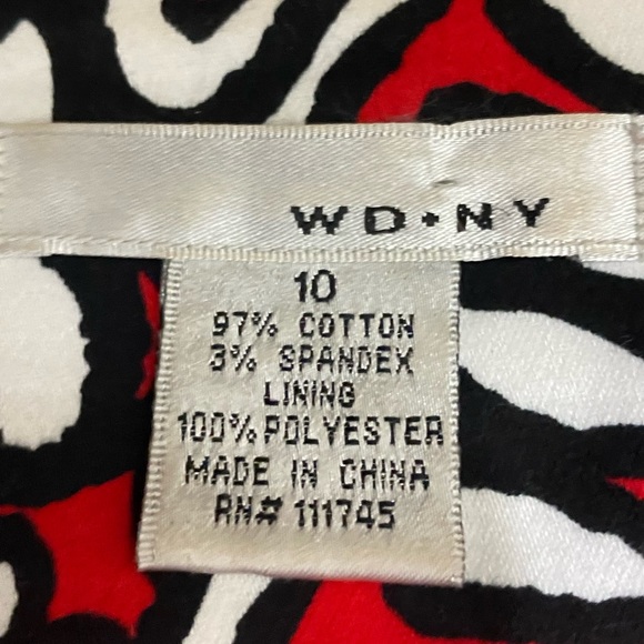WD•NY Red Black White Floral, Short Sleeve Jacket Sz 10 - Picture 9 of 9